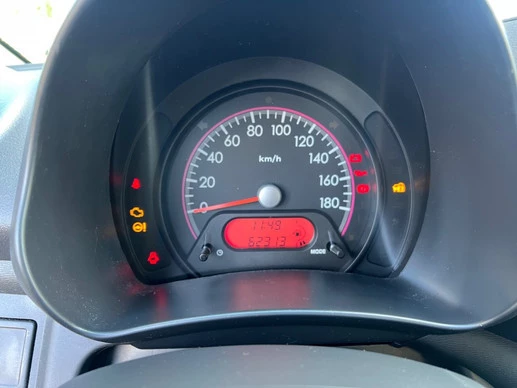 Suzuki Alto - Afbeelding 13 van 22