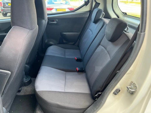 Suzuki Alto - Afbeelding 19 van 22