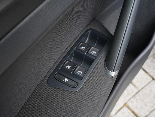 Volkswagen e-Golf - Afbeelding 12 van 30