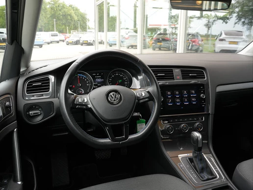 Volkswagen e-Golf - Afbeelding 15 van 30