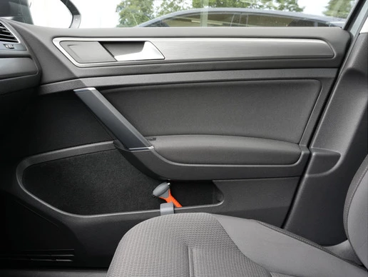 Volkswagen e-Golf - Afbeelding 27 van 30