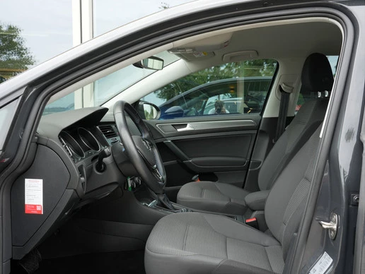 Volkswagen e-Golf - Afbeelding 30 van 30