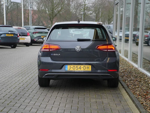 Volkswagen e-Golf - Afbeelding 8 van 30
