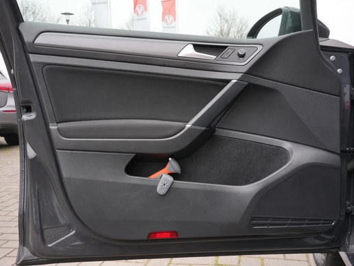 Volkswagen e-Golf - Afbeelding 11 van 30