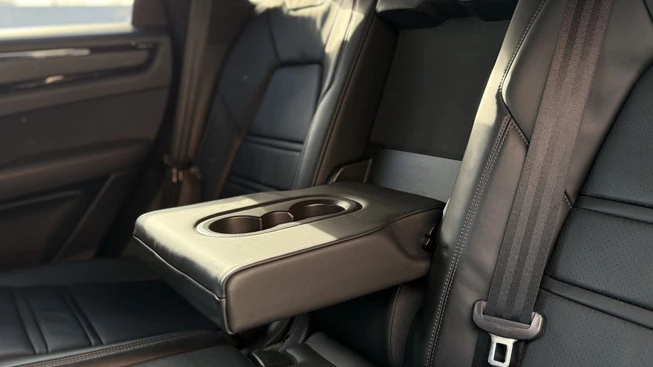 Porsche Cayenne - Afbeelding 22 van 30