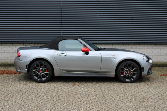 Fiat 124 Spider - Afbeelding 5 van 30