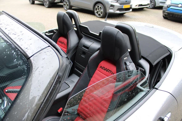 Fiat 124 Spider - Afbeelding 21 van 30