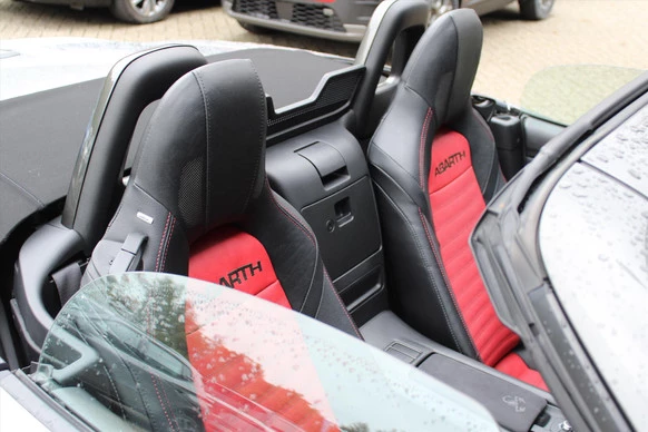 Fiat 124 Spider - Afbeelding 23 van 30