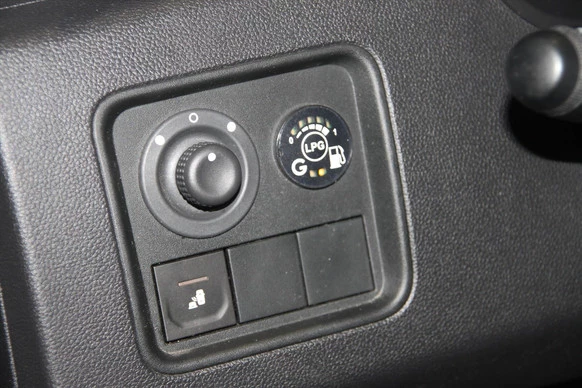 Dacia Duster - Afbeelding 9 van 25