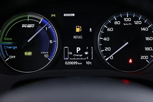 Mitsubishi Outlander - Afbeelding 25 van 30