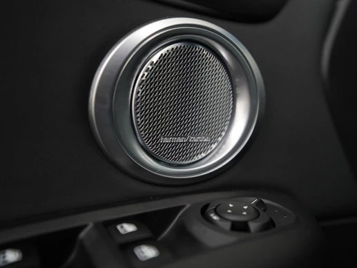 Lexus UX - Afbeelding 2 van 30