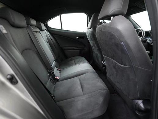 Lexus UX - Afbeelding 27 van 30