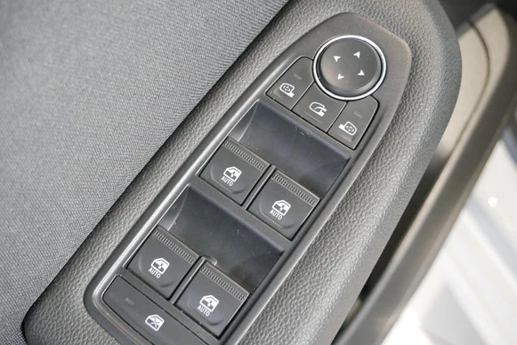 Renault Clio - Afbeelding 25 van 30