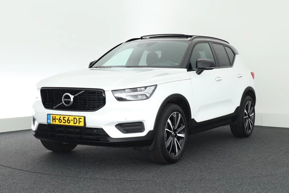 Volvo XC40 - Afbeelding 1 van 30