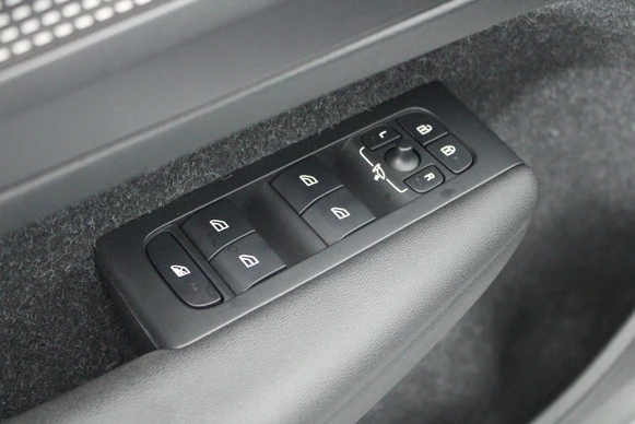 Volvo XC40 - Afbeelding 18 van 30