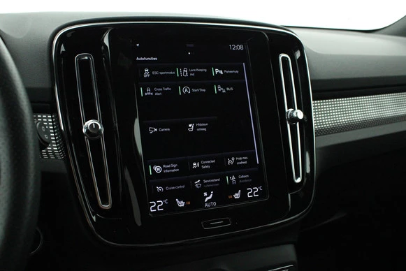 Volvo XC40 - Afbeelding 26 van 30