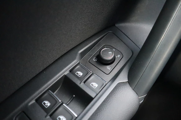 Volkswagen Tiguan - Afbeelding 29 van 30