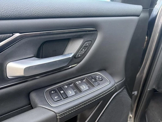 Dodge Ram 1500 - Afbeelding 14 van 30