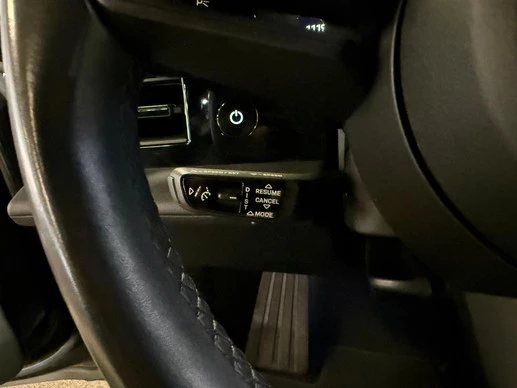 Porsche Taycan - Afbeelding 18 van 30