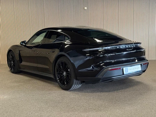 Porsche Taycan - Afbeelding 8 van 30