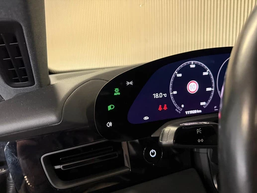 Porsche Taycan - Afbeelding 13 van 30