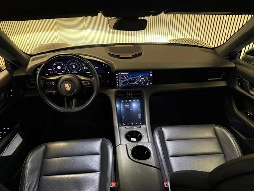 Porsche Taycan - Afbeelding 14 van 30