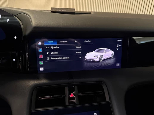 Porsche Taycan - Afbeelding 23 van 30