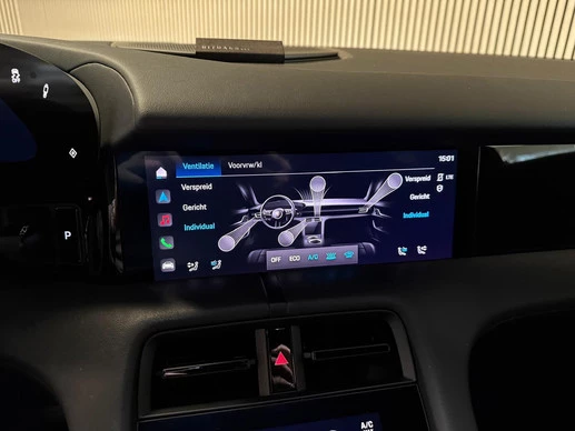 Porsche Taycan - Afbeelding 24 van 30