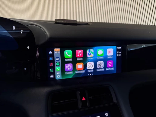 Porsche Taycan - Afbeelding 26 van 30