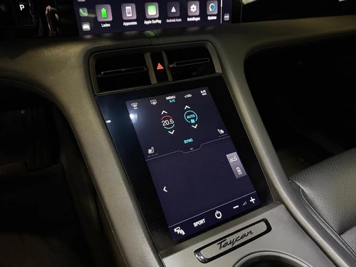 Porsche Taycan - Afbeelding 29 van 30