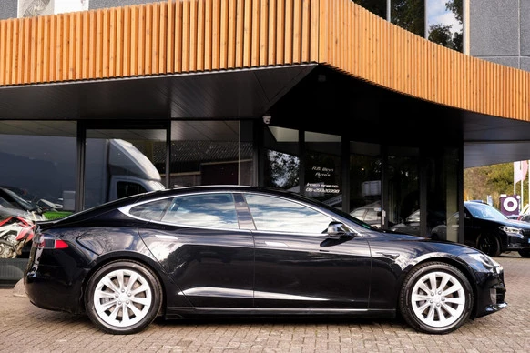 Tesla Model S - Afbeelding 3 van 30