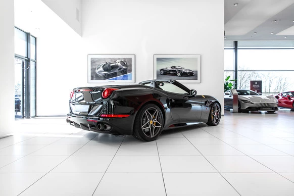 Ferrari California - Afbeelding 3 van 26