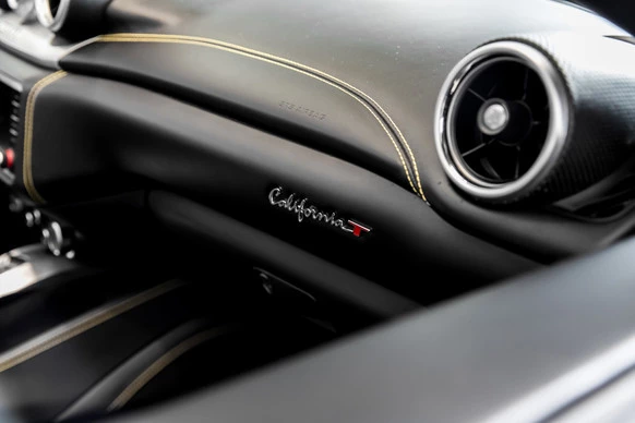 Ferrari California - Afbeelding 12 van 26