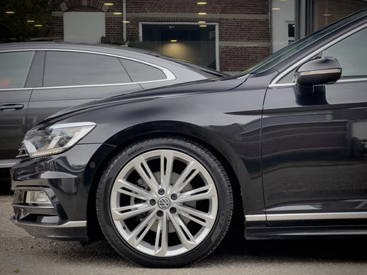 Volkswagen Passat - Afbeelding 18 van 30
