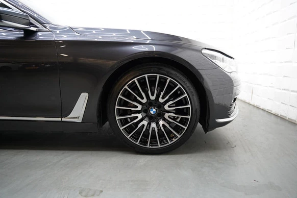 BMW 7 Serie - Afbeelding 9 van 30