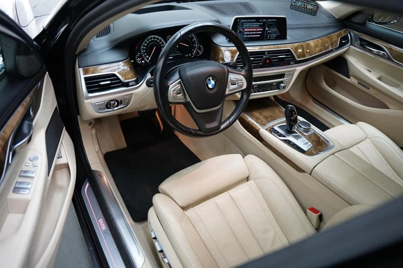 BMW 7 Serie - Afbeelding 11 van 30