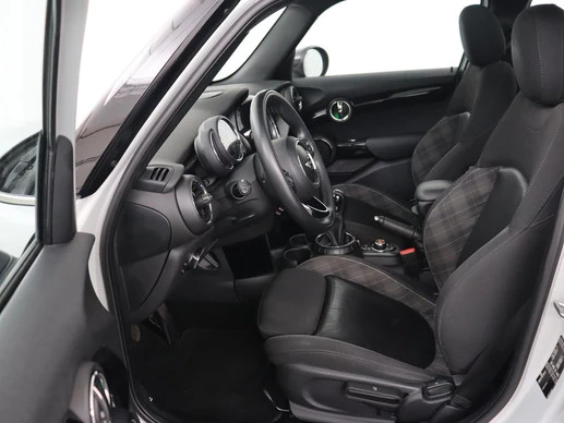 MINI Cooper - Afbeelding 4 van 30