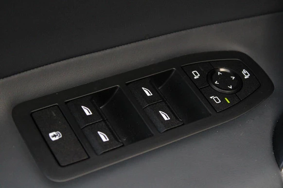 BMW iX - Afbeelding 28 van 30