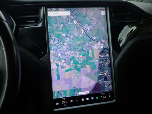 Tesla Model X - Afbeelding 17 van 30