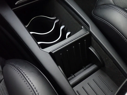 Tesla Model X - Afbeelding 26 van 30