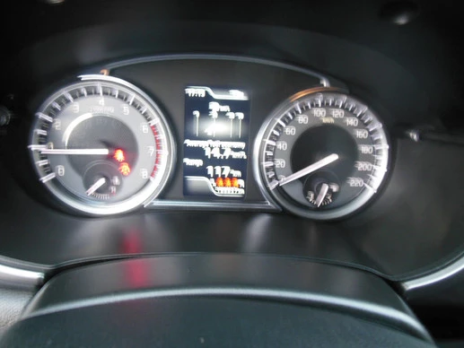 Suzuki Vitara - Afbeelding 17 van 24