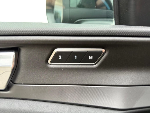 Lynk & Co 01 - Afbeelding 24 van 27