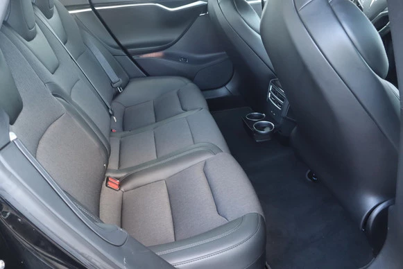 Tesla Model S - Afbeelding 15 van 30