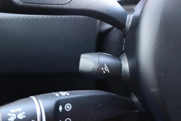 Tesla Model S - Afbeelding 23 van 30