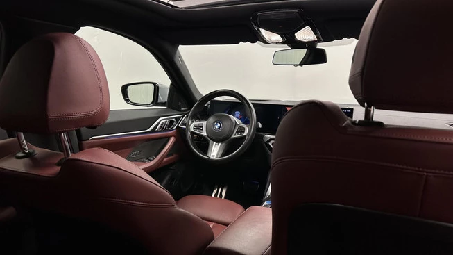 BMW i4 - Afbeelding 21 van 30