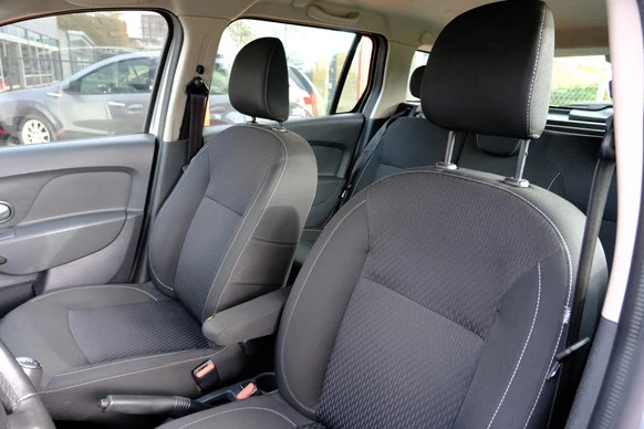 Dacia Logan - Afbeelding 22 van 30