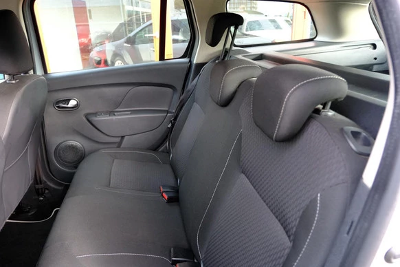 Dacia Logan - Afbeelding 23 van 30