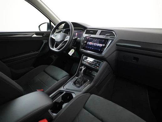 Volkswagen Tiguan - Afbeelding 2 van 30