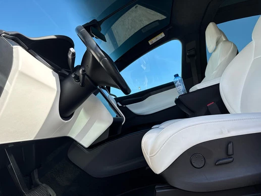 Tesla Model X - Afbeelding 15 van 27