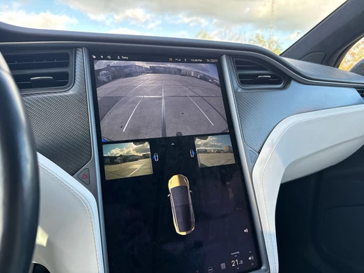 Tesla Model X - Afbeelding 17 van 27